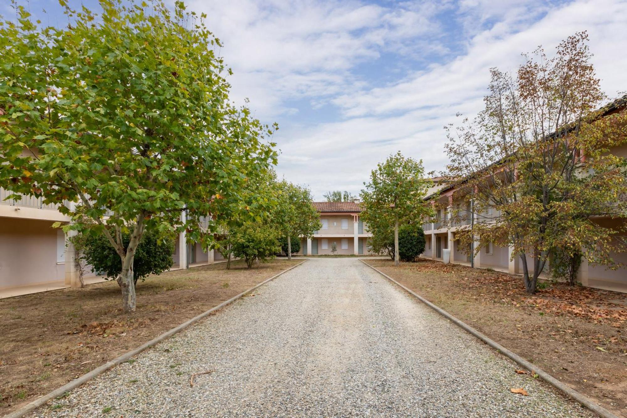 Apartment Le Clos D'azille - Appt Pour 6 Personnes Azille